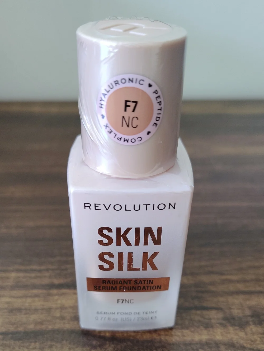 NEW REVOLUTION SKIN SILK SERUM FOUNDATION-Sealed package